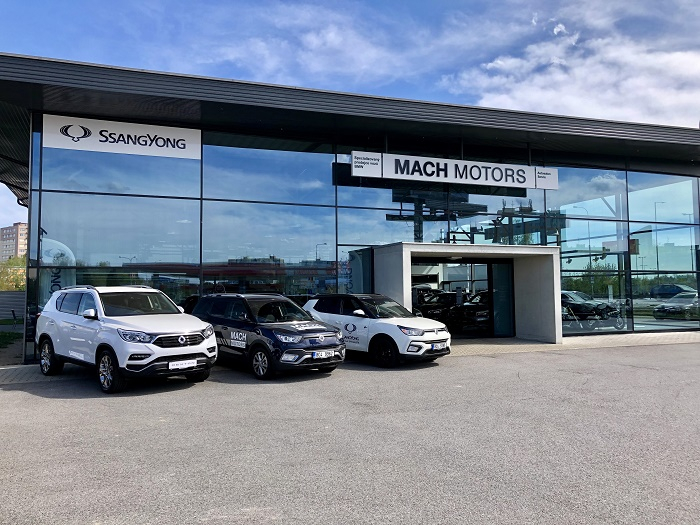 /media/8810/autosalon_machmotors