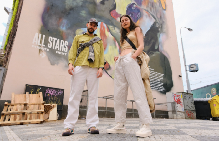 /media/21639/converse_annaruthadrianaltman