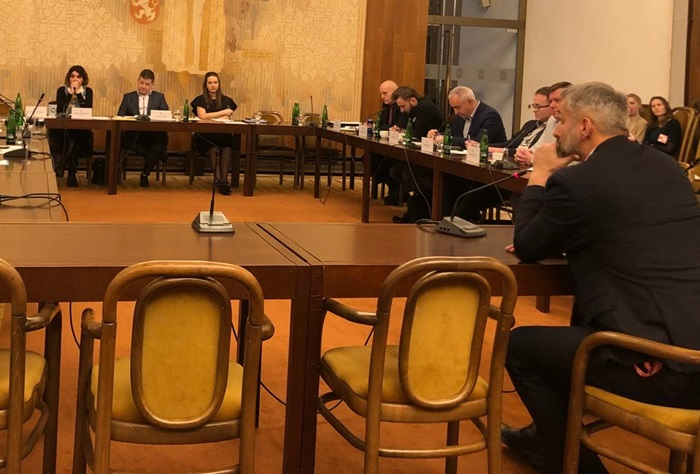 /media/yh4hsbcw/medialni-vybor-poslanecka-snemovna