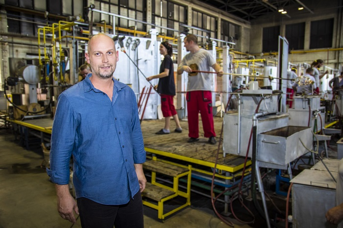 /media/5423/petr-larva