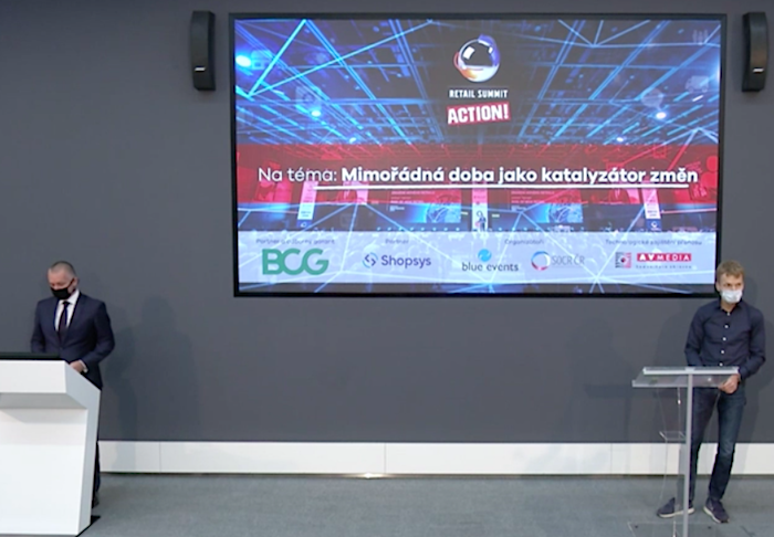 /media/12721/retailsummitaction