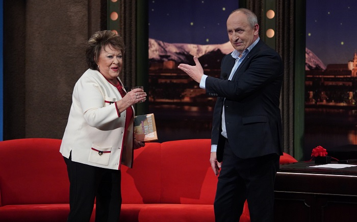 /media/15230/show-jana-krause-2020