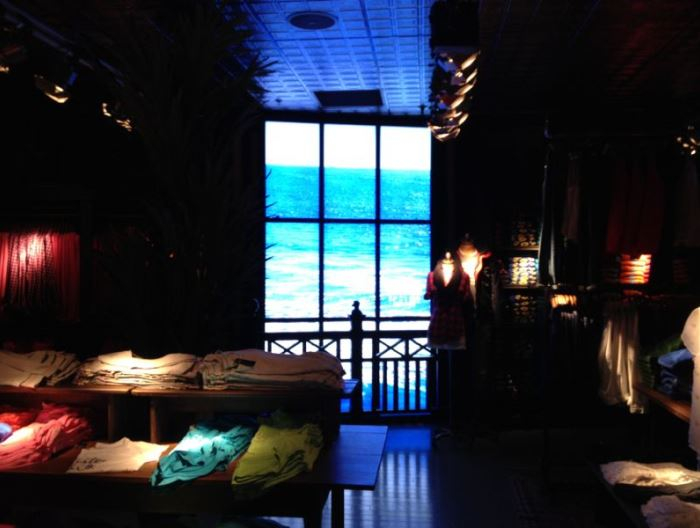 /media/1260/hollister