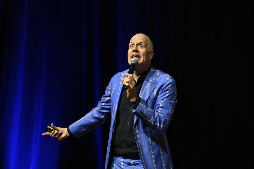 Magnus Lindkvist_RS26_4_Blue Events