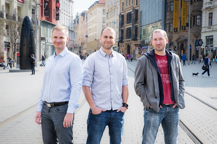 /media/5162/idealninajemce-cz