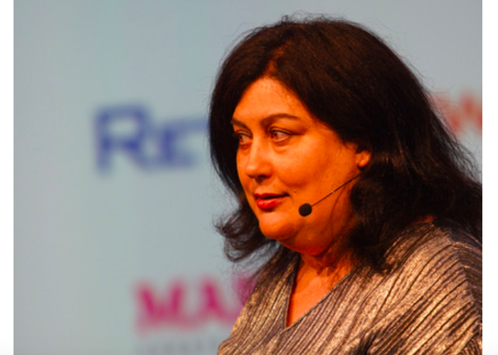 /media/10217/jenniromaniuk