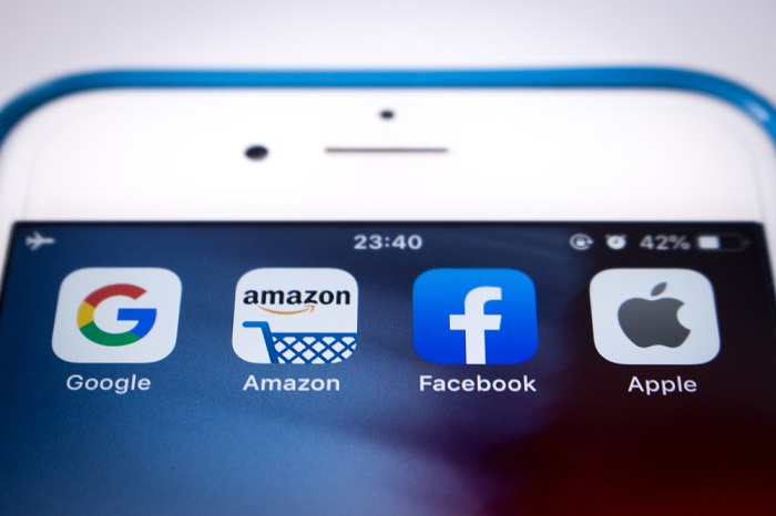 /media/11880/fb_amazon_shutterstock