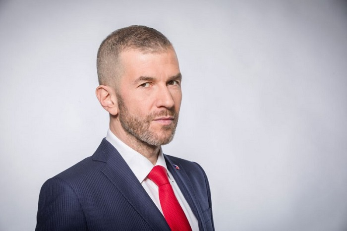 /media/19956/jakun-zelezny