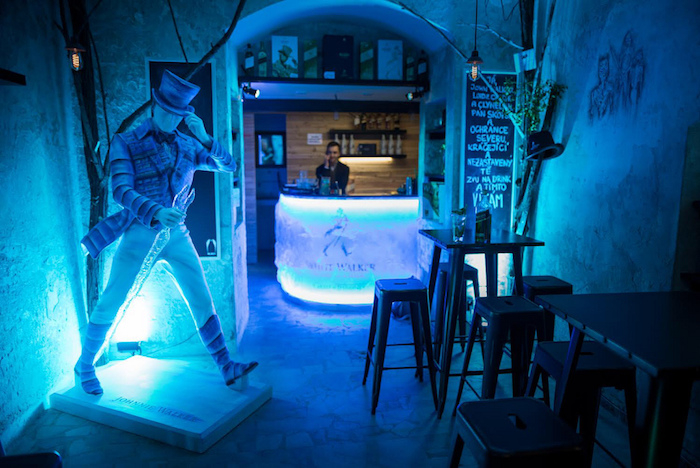 /media/6634/whitewalker_popup_1