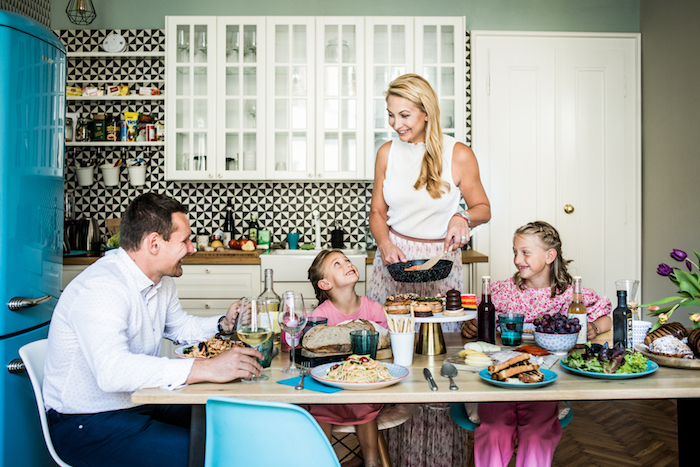 /media/14094/rohlik_veceredoma