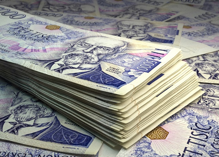 /media/18246/penize-czk_shutterstock