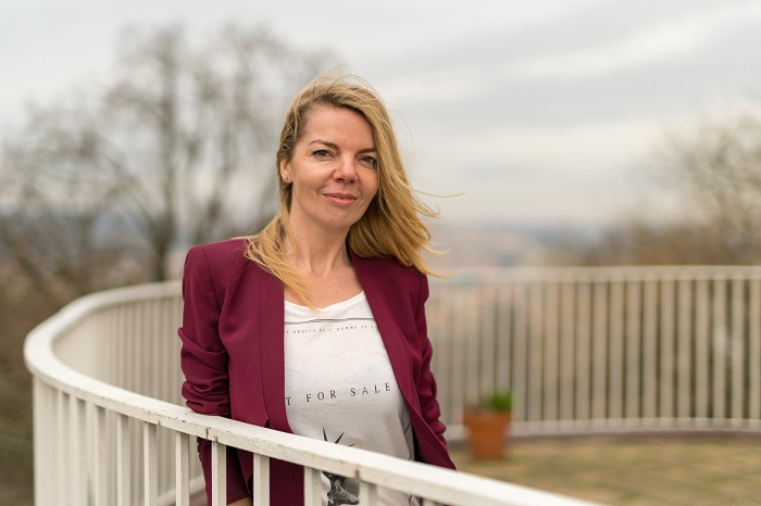 /media/2784/kamila-tehranian