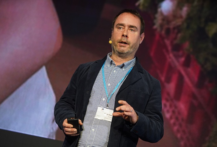 /media/7189/retail_summit_bryan_roberts