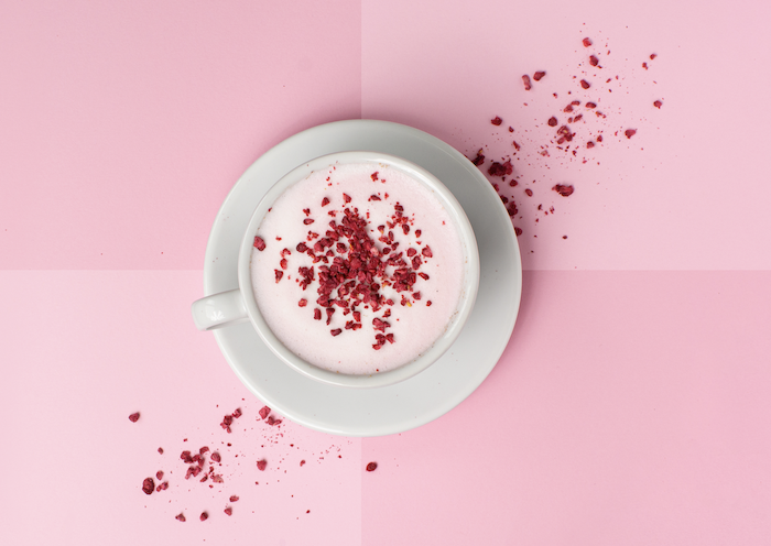 /media/26127/crosscafe_ostře-sledovaná-prsa_pink-chai-latte
