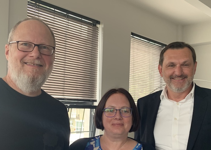 /media/rzikm00o/buřinka_zahorikbureckovavosicky