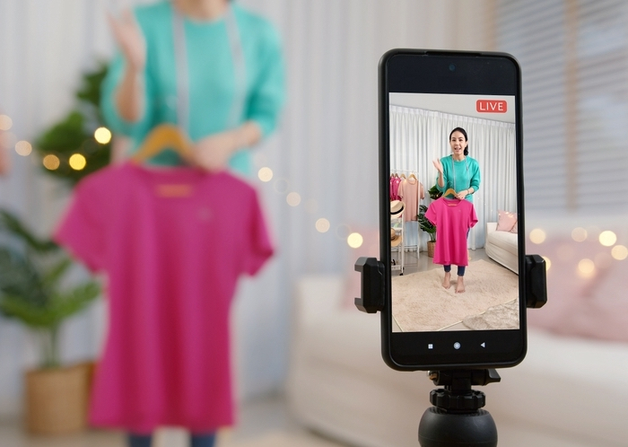 /media/20475/tiktoklive_shutterstock