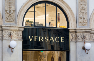 /media/17201/versace_shutterstock