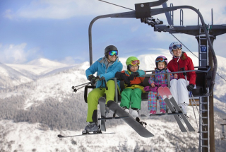 /media/18827/czech_tourism_snow-fun