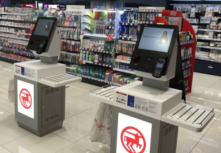 /media/13401/rossmann_samoobluzne_pokladny_1