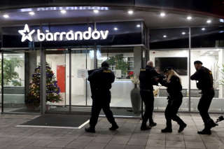 /media/flnb22g2/tv-barrandov-policie-delta-silvestr-3