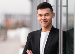 /media/3xrnakpw/david-nguyen